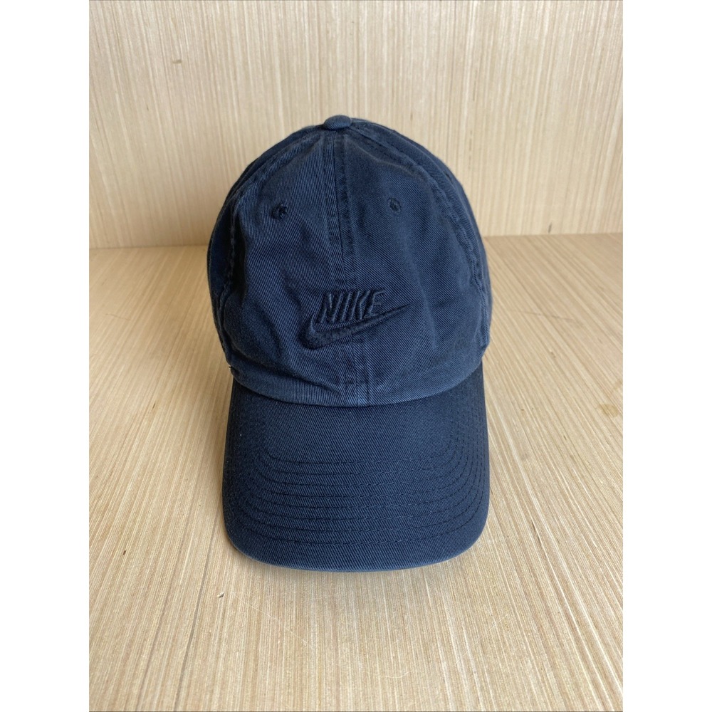 Nike Club Futura Washed Cap Black Adjustable Cotton Twill Strapback Dad Hat M/L
